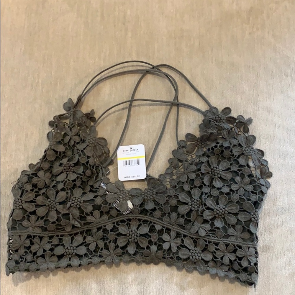 Free People bralette *NWT*